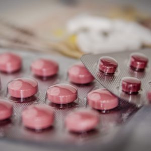 Pastillas medicamentos drogas alcohol